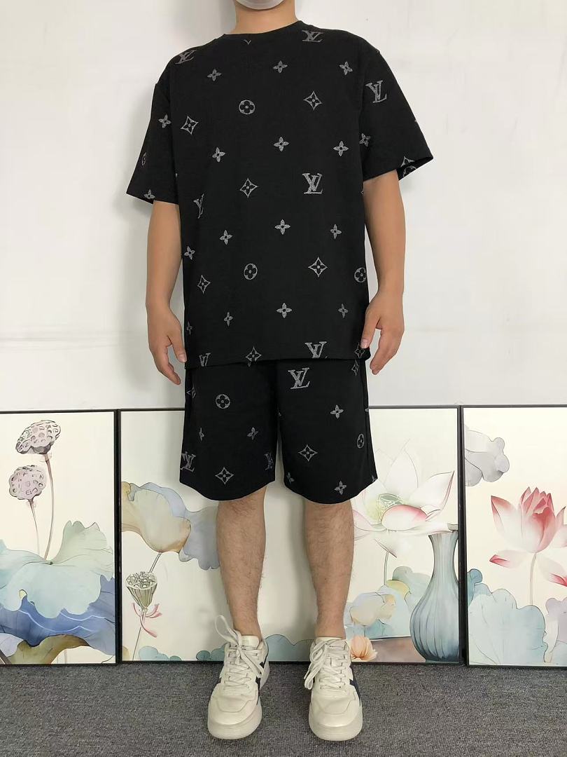 Louis Vuitton 218 L⭐ T-SHIRT SHORTS 5260212147 (Im 170Cm 60Kg I Wear Size XL In The Phot) - Image 4