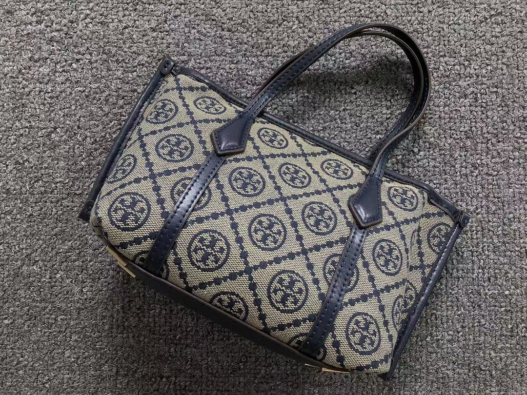 Chanel 218 T⭐RY B⭐⭐CH BAG 4204250475 (Long 19CM* Wide 7CM*13CM) - Image 5