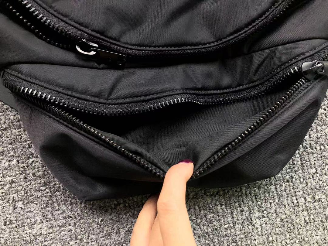 Y-3 218 Y-3 BAG 4106190475 (Long 31CM* Wide 7CM* High 17CM) - Image 11