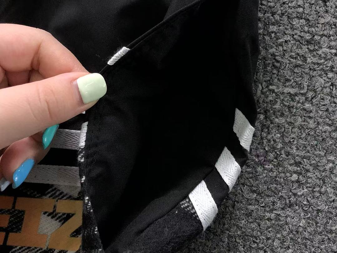 Corteiz 115 CORTEIZ SHORTS 3205183517 (Im 170Cm 60Kg I Wear Size L In The Phot) - Image 24