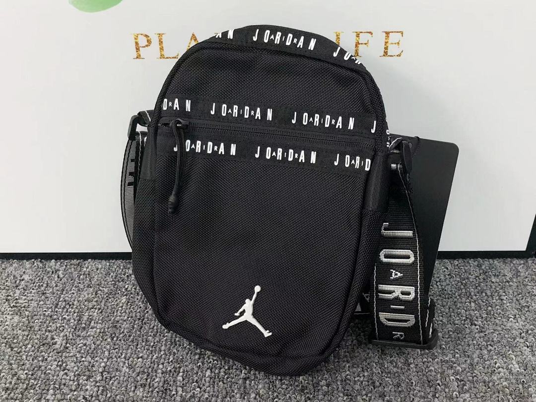 Air Jordan 68 A⭐R J⭐R⭐AN BAG 19020866 (Long 16CM* Wide 5CM* High 21CM) - Image 2