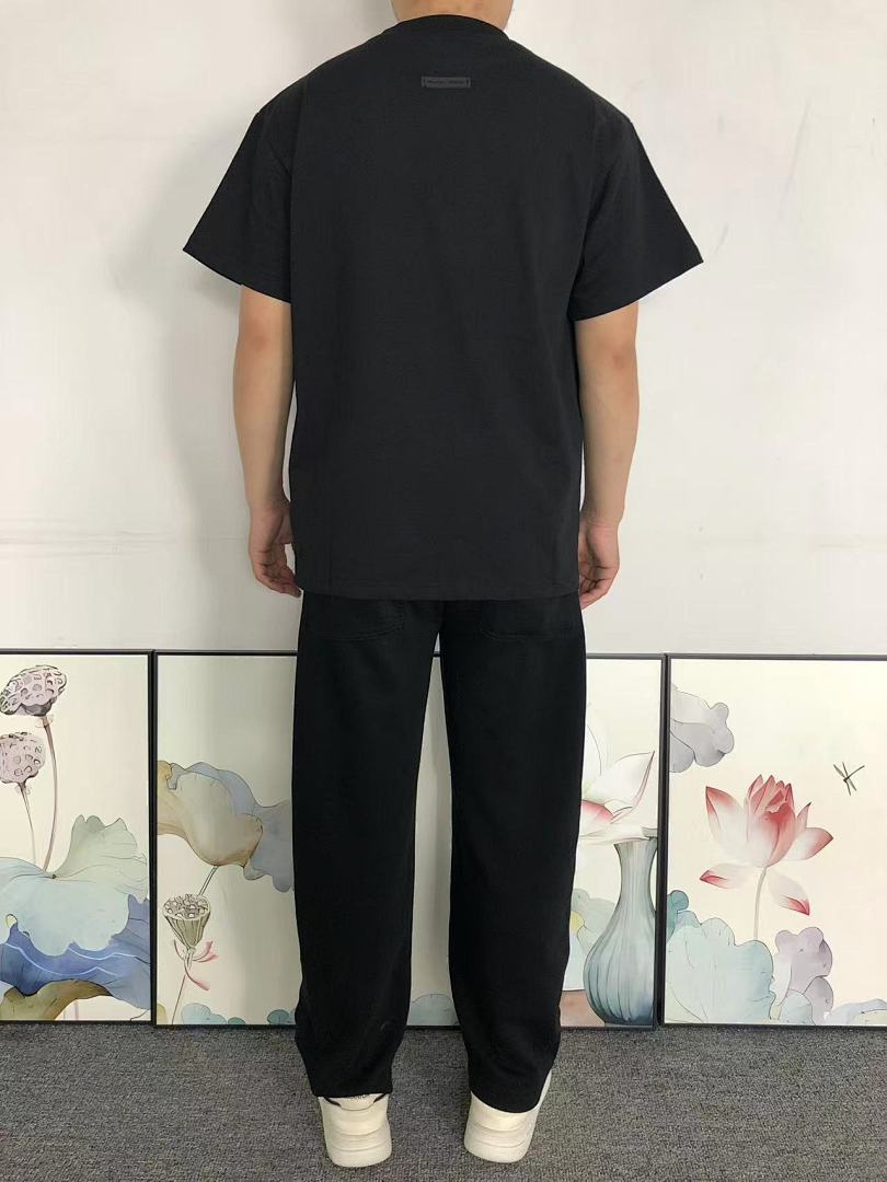 Fear of God 85 FOG T-SHIRT 3203281721 (Im 170Cm 60Kg I Wear Size S In The Phot) - Image 4