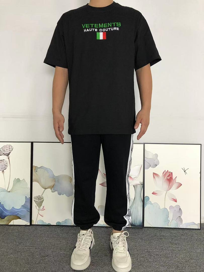 Vetements 88 VETEMENTS T-SHIRT 41091529145 (Im 170Cm 60Kg I Wear Size S In The Phot) - Image 3