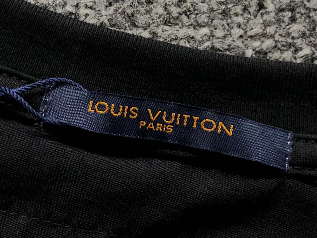 Louis Vuitton 128 L⭐ T-SHIRT 312120101 (Im 170Cm 57Kg I Wear Size XL In The Phot) - Image 20