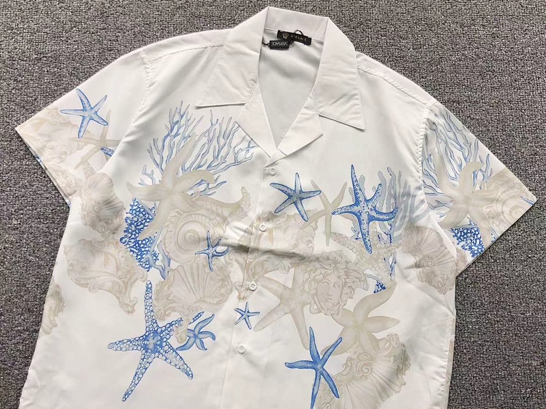 Versace SHORTS 95 V⭐⭐SA⭐E SHIRT - Image 10