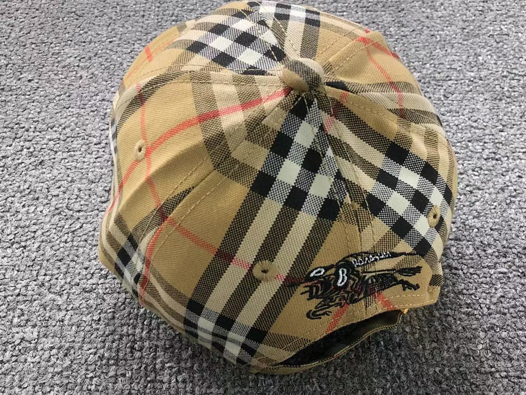 Burberry 85 B⭐R⭐E⭐RY - Image 9