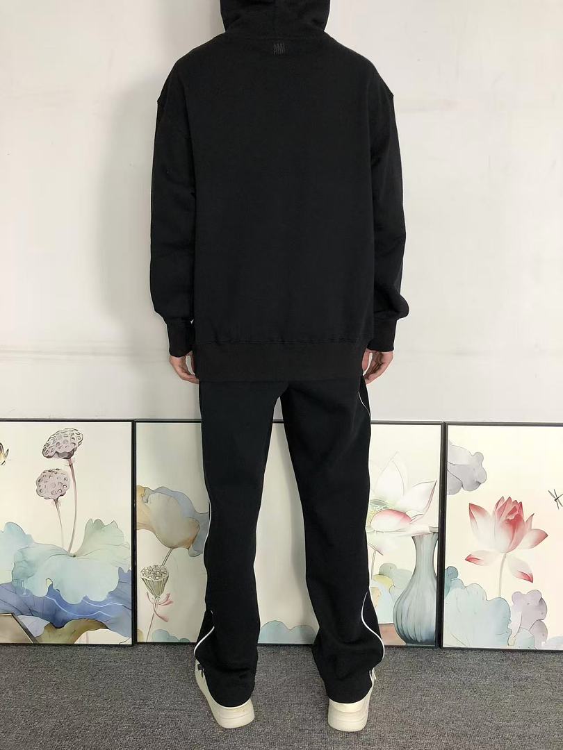 AMI 188 AMI HOODIE 22082705001 (Im 170Cm 60Kg I Wear Size M In The Phot) - Image 5