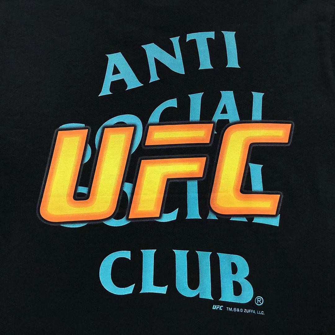 Christian Louboutin 85 ANTI SOCIAL CLUB T-SHIRT - Image 12