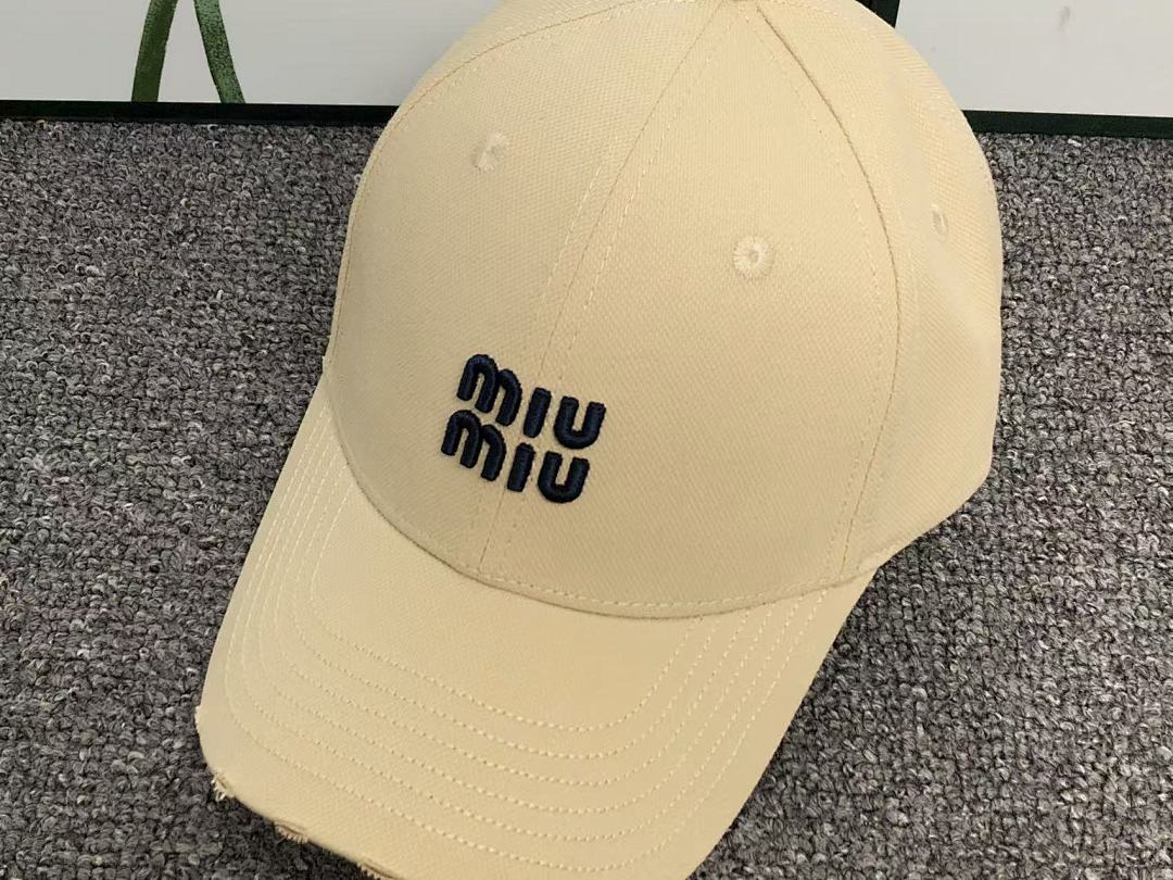 Miu Miu 68 M⭐U - Image 9
