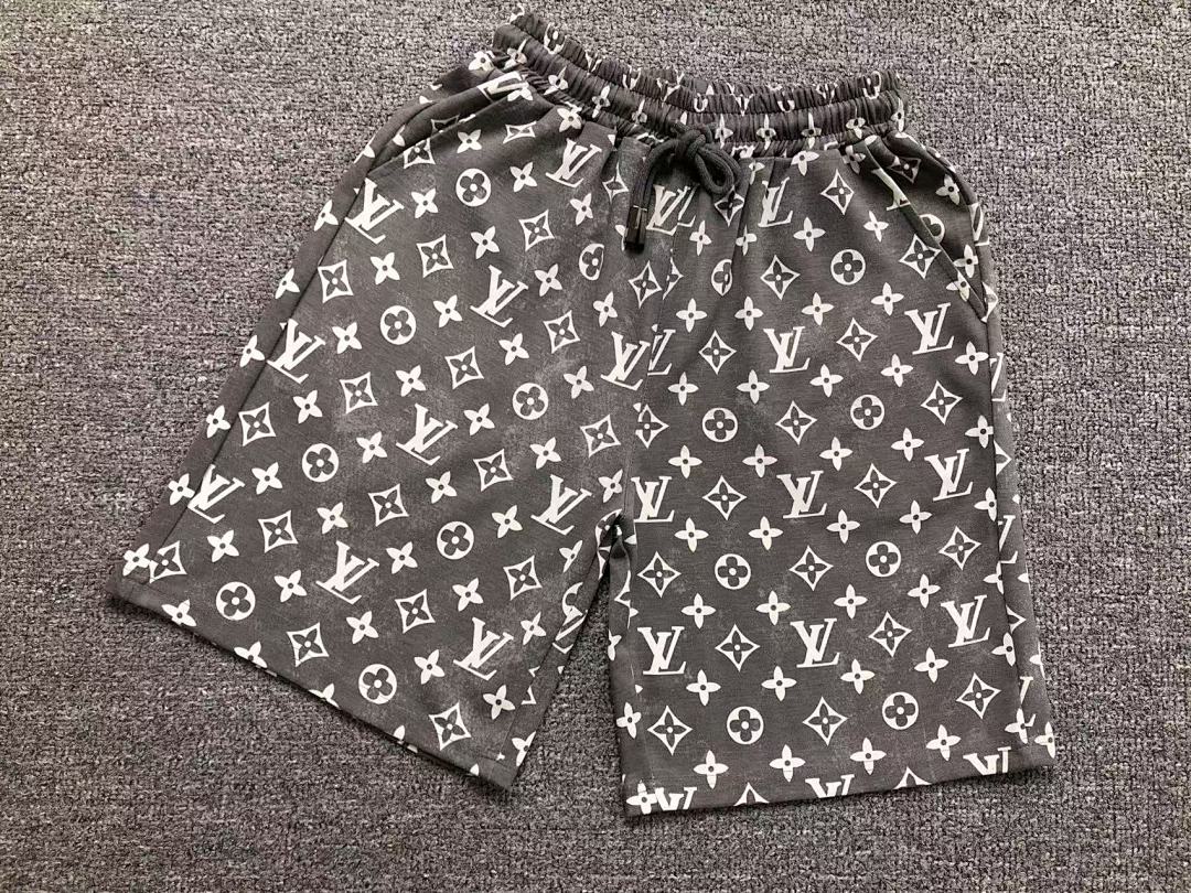 Louis Vuitton 138 L⭐ SHORTS T-SHIRT - Image 22