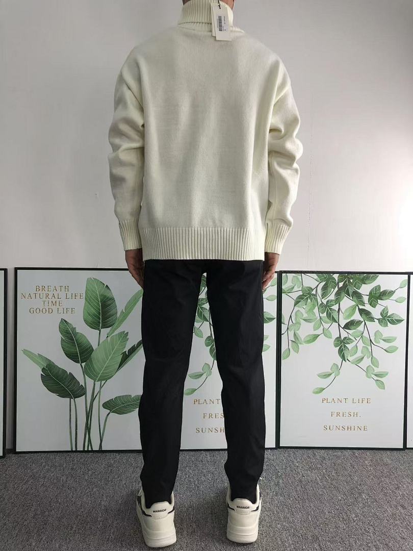 AMI 158 AMI SWEATER 312180617 (Im 170Cm 55Kg I Wear Size S In The Phot) - Image 4