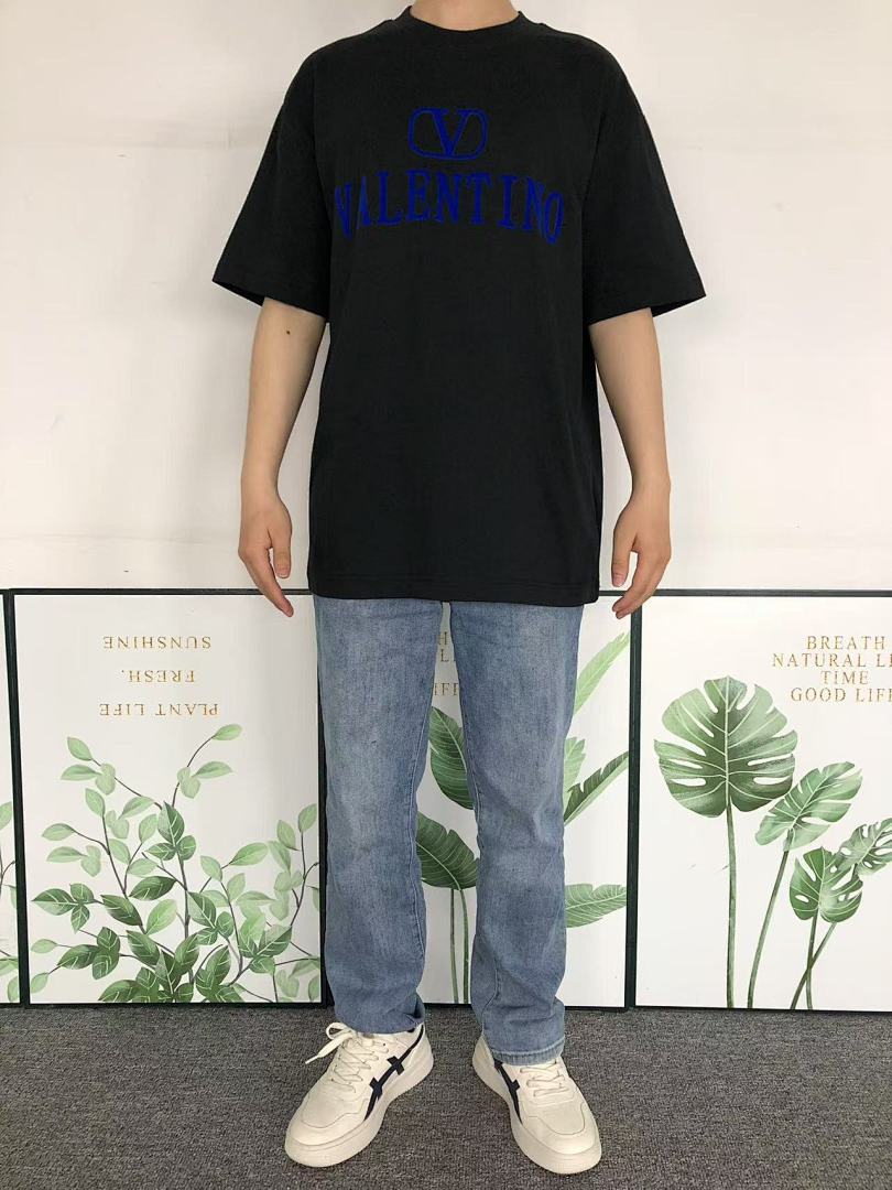 Valentino 115 VALENTINO T-SHIRT 503131721 (Im 170Cm 55Kg I Wear Size M In The Phot) - Image 3
