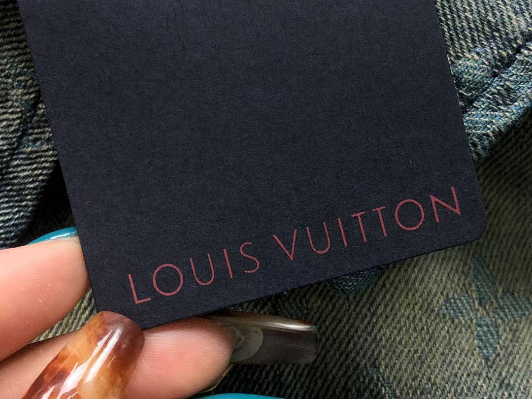Louis Vuitton SHORTS 208 L⭐ SHIRT 5231910147 (Im 170Cm 60Kg I Wear Size XS In The Phot) - Image 17