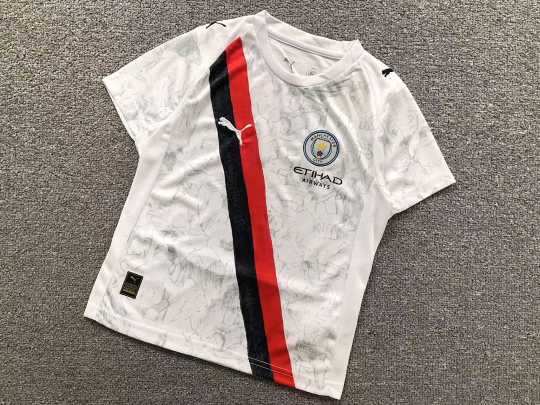 Chanel 75 FOOTBALL CHILD SHORTS T-SHIRT - Image 8
