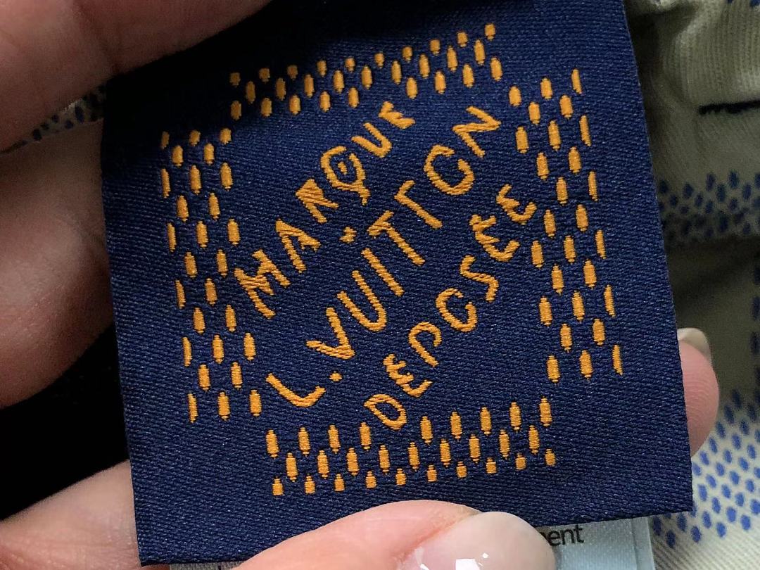 Louis Vuitton 228 L⭐ - Image 22