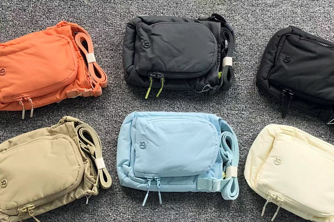 On Running 128 LULULEMON BAG 4106032777 (Long 16CM* Wide 7CM* High 20CM) - Image 4