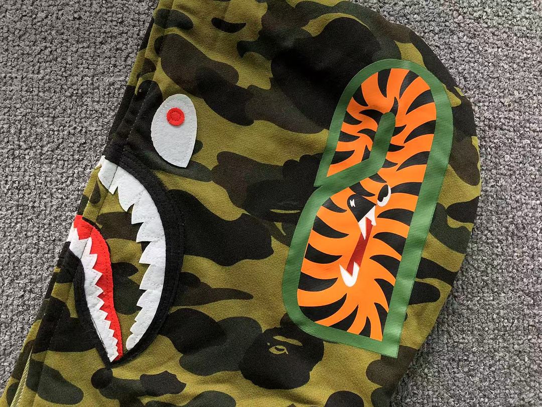 Bape 135 BAPE HOODIE 52070724158 (Im 170Cm 60Kg I Wear Size M In The Phot) - Image 16