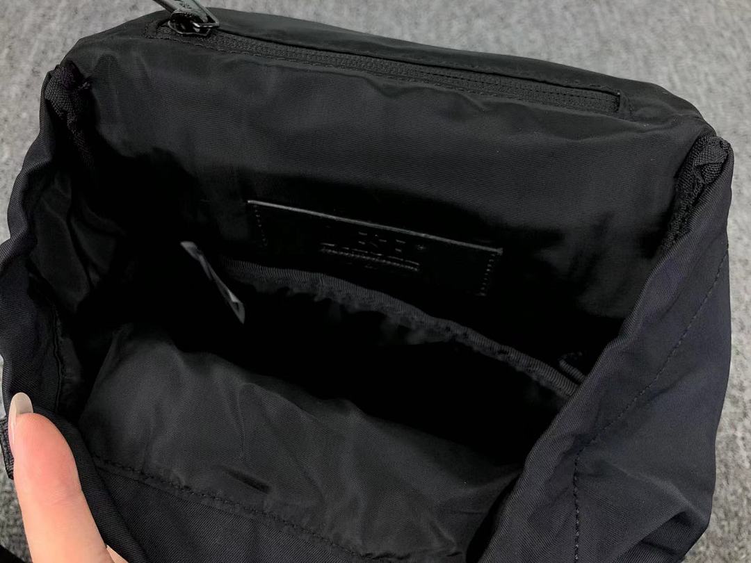 Diesel 198 DIESEL BAG 111261475 (Long 19CM* Wide 9CM* High 27CM) - Image 13