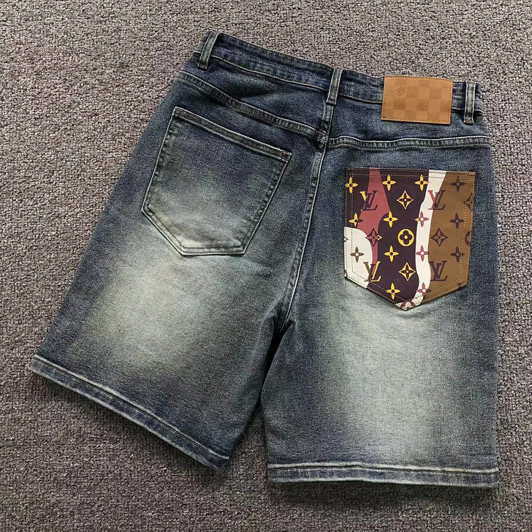 Louis Vuitton 195 L⭐ SHORTS 22061019125 (Im 170Cm 60Kg I Wear Size 31 In The Phot)