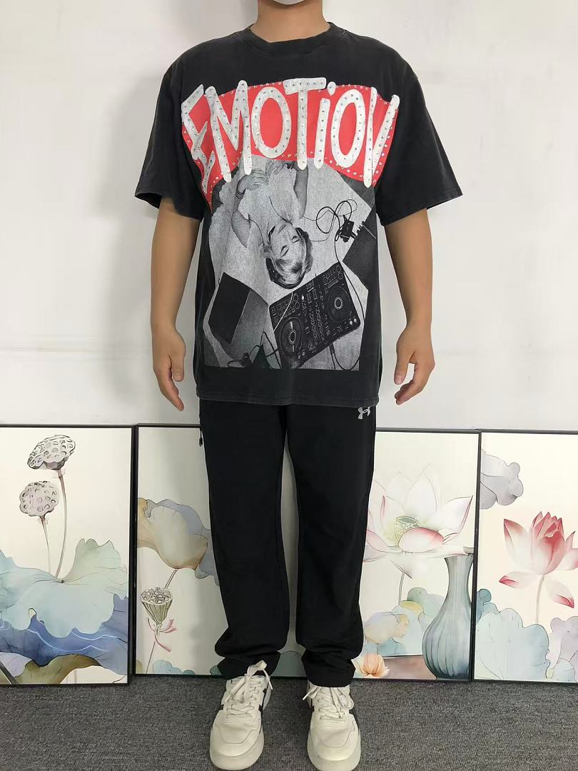 On Running 118 MI⭐⭐D EM⭐⭐ION T-SHIRT 2207112317 (Im 170Cm 60Kg I Wear Size S In The Phot) - Image 3