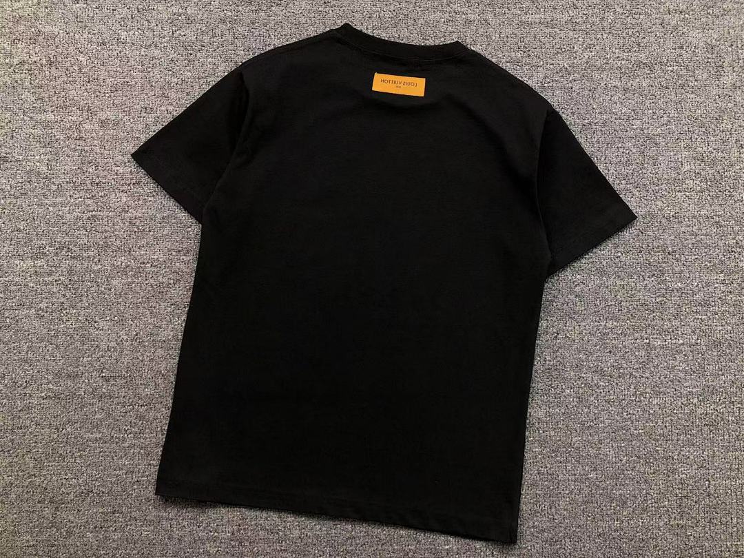 Louis Vuitton 108 L⭐ T-SHIRT 41062621126 (Im 170Cm 60Kg I Wear Size XS In The Phot) - Image 16