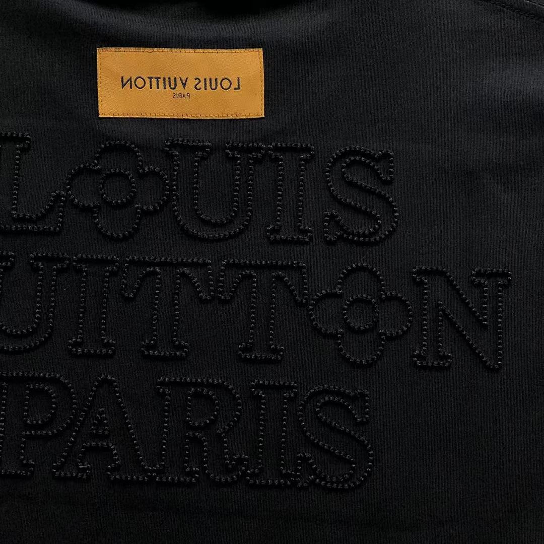 Louis Vuitton 135 L⭐ T-SHIRT 3203272617 (Im 170Cm 60Kg I Wear Size M In The Phot) - Image 15
