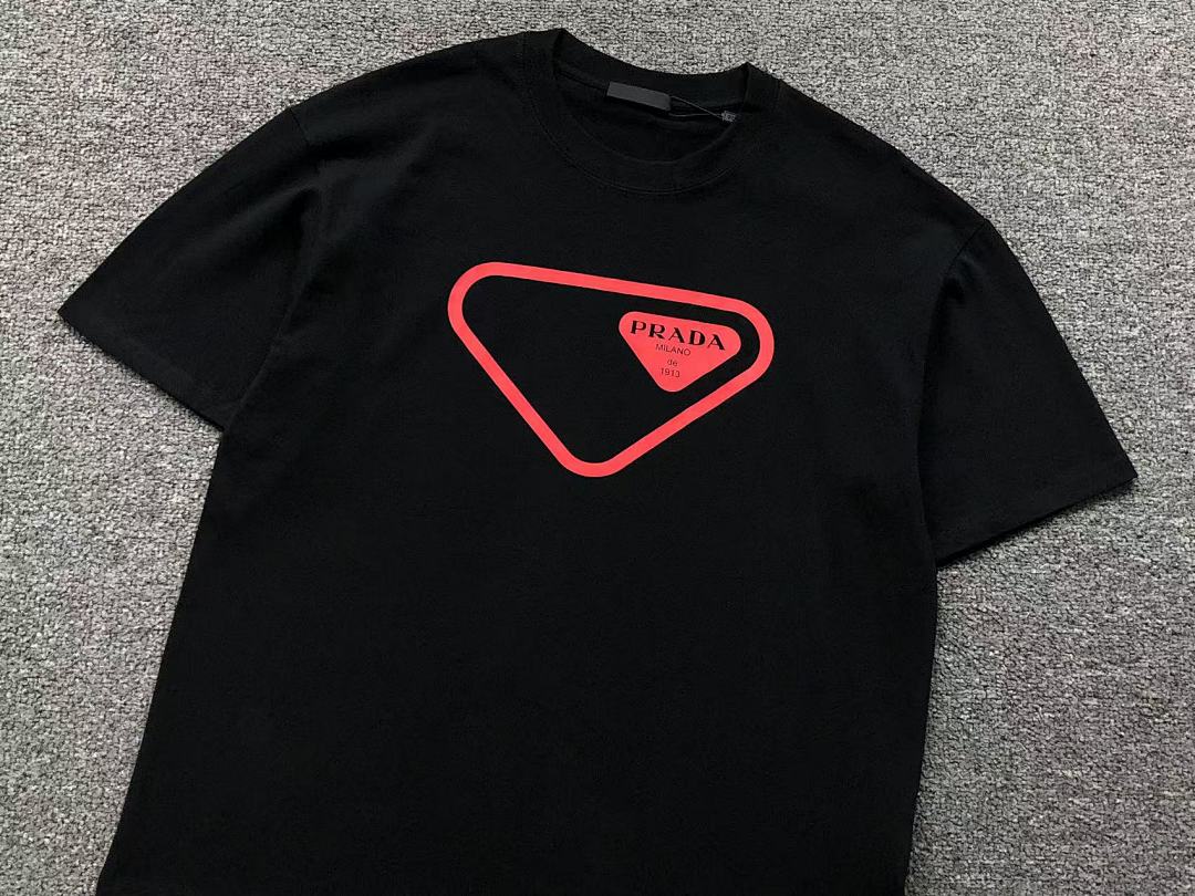 Prada 108 P⭐A⭐A T-SHIRT 505281070 (Im 170Cm 60Kg I Wear Size L In The Phot) - Image 6
