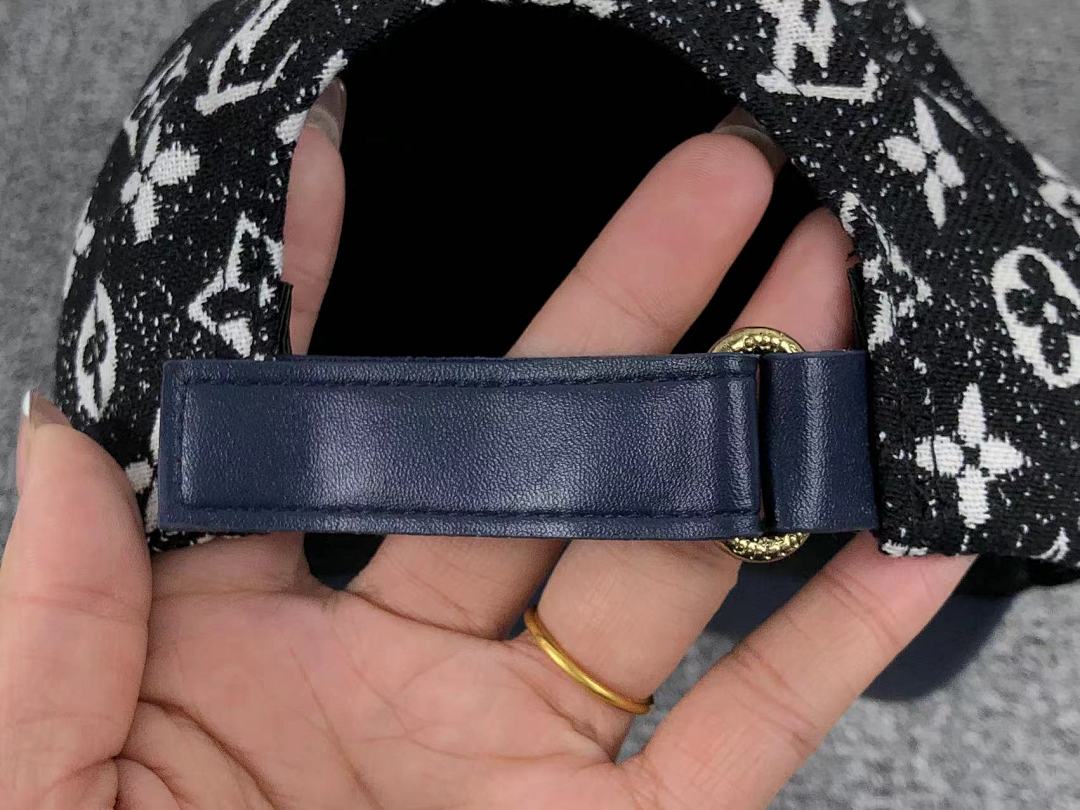 Louis Vuitton 65 L⭐ - Image 10
