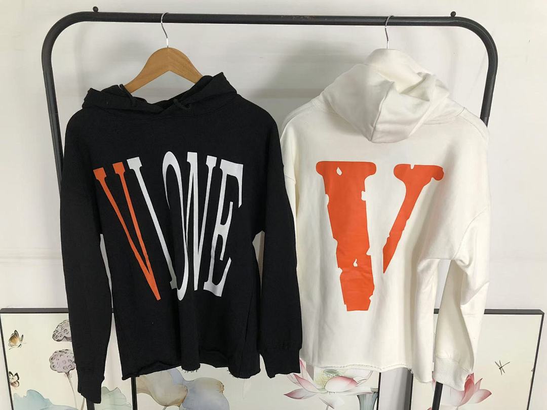 On Running 118 VLONE HOODIE 5101109102 (Im 170Cm 60Kg I Wear Size S In The Phot) - Image 29