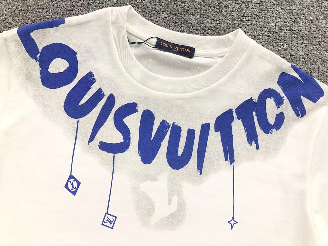 Louis Vuitton 108 L⭐ T-SHIRT 41061306126 (Im 170Cm 60Kg I Wear Size XS In The Phot) - Image 10