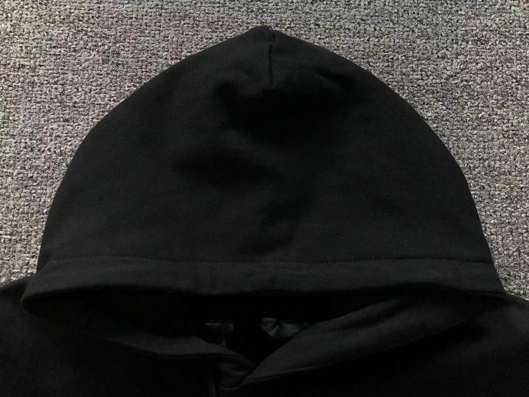 On Running 118 VLONE HOODIE 510119191 (Im 170Cm 60Kg I Wear Size S In The Phot) - Image 25