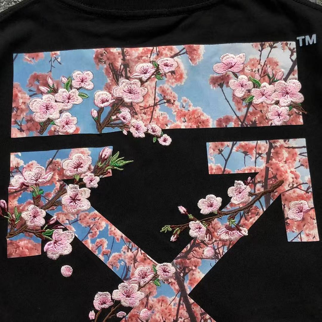 Off-White 139 OFF-WHITE T-SHIRT 5207041019 (Im 170Cm 60Kg I Wear Size M In The Phot) - Image 14