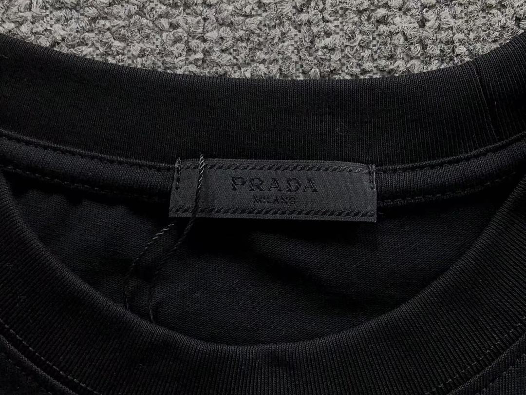 Prada 125 P⭐A⭐A T-SHIRT 2208032415 (Im 170Cm 60Kg I Wear Size S In The Phot) - Image 18