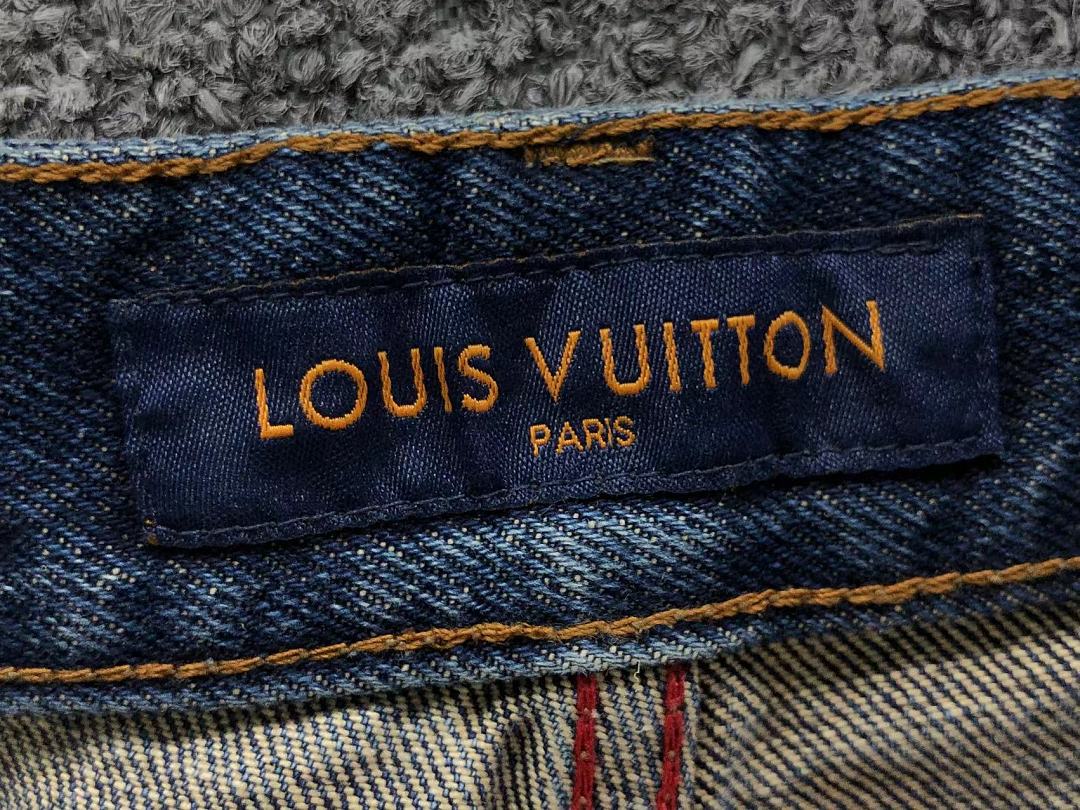 Louis Vuitton 245 L⭐ - Image 21