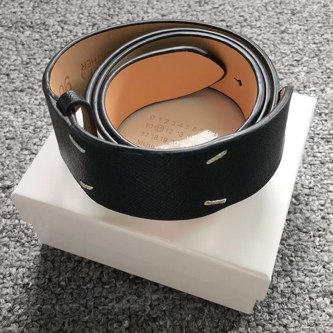 On Running 135 MAISON MARGIELA BELT 3206180921 (Long 109CM* Wide 4CM)
