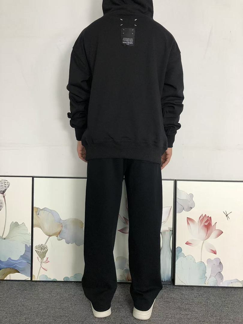 On Running 138 MAISON MARGIELA HOODIE 5123013162 (Im 170Cm 60Kg I Wear Size 44 In The Phot) - Image 4