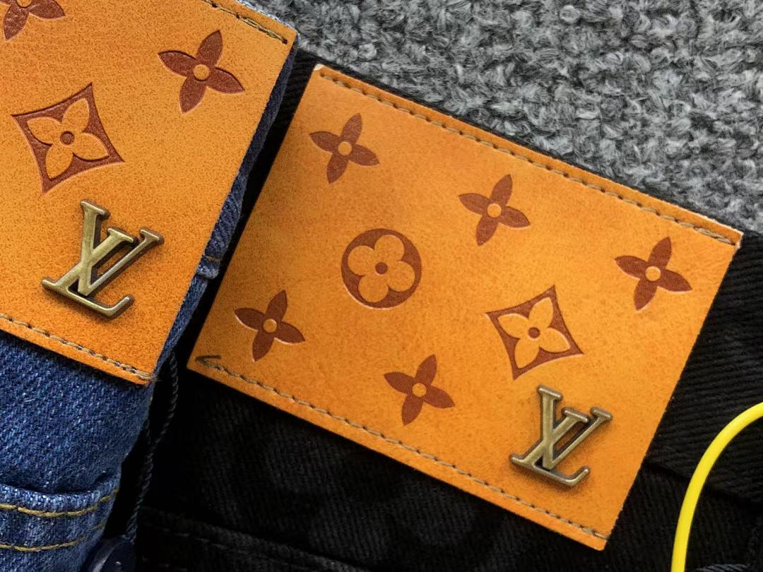 Louis Vuitton 195 L⭐ - Image 11