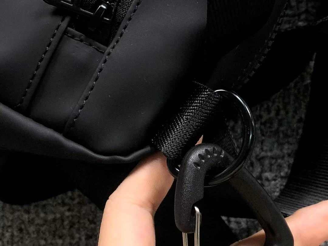 Fear of God 85 FOG BAG 5253005179 (Long 26CM* Wide 6CM* High 16CM) - Image 17