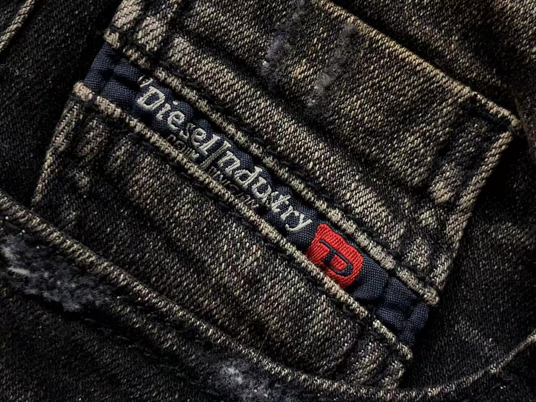 Diesel 225 DIESEL - Image 13