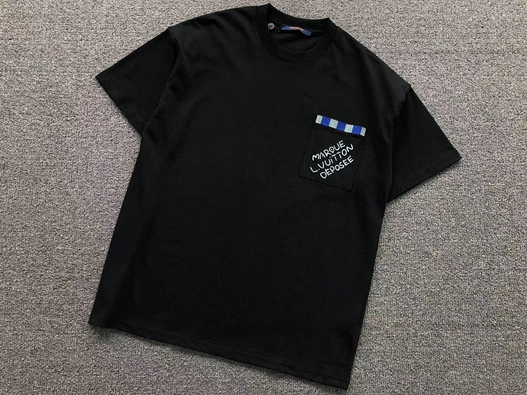 Louis Vuitton 115 L⭐ T-SHIRT 215141621 (Im 170Cm 60Kg I Wear Size S In The Phot) - Image 8