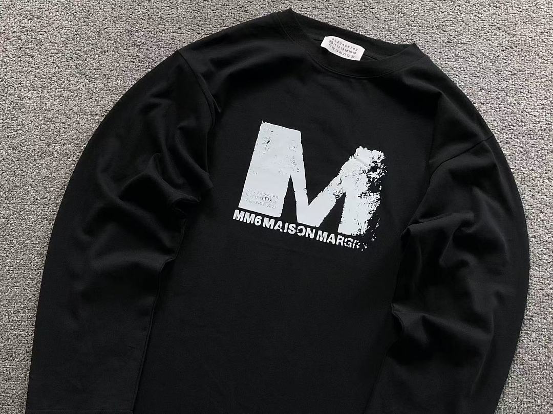 On Running 105 MAISON MARGIELA LONG SLEEVED 52073017136 (Im 170Cm 60Kg I Wear Size S In The Phot) - Image 11