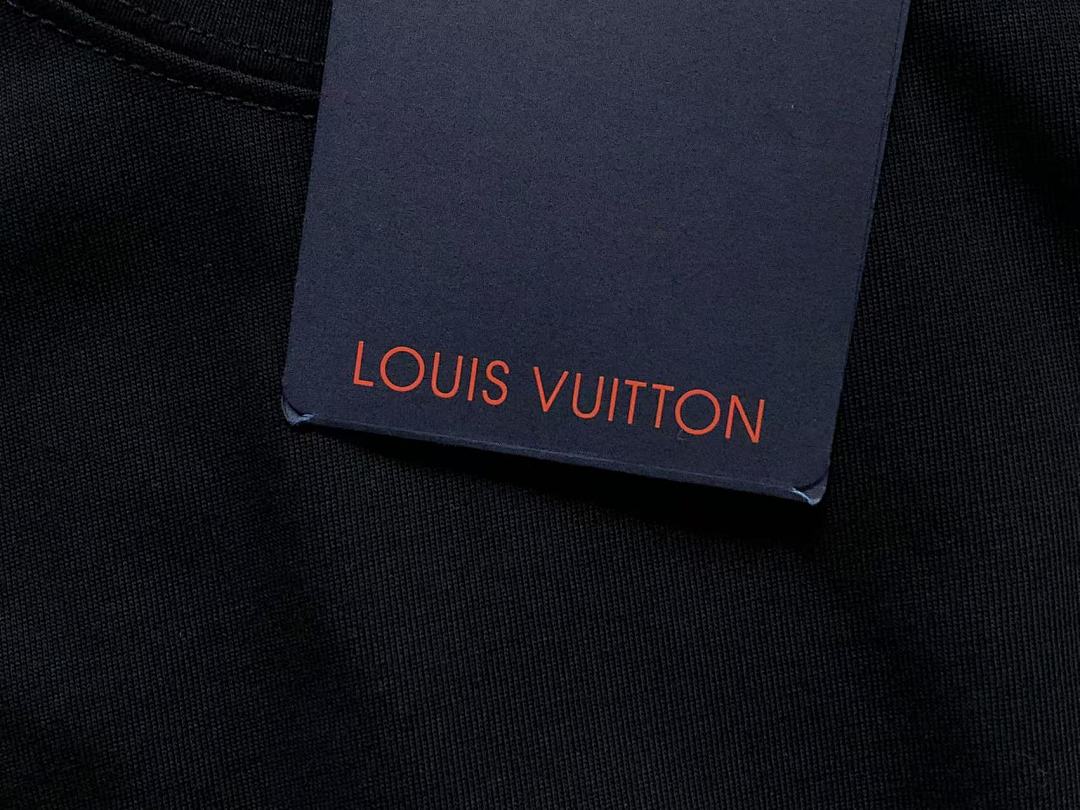 Louis Vuitton 115 L⭐ T-SHIRT 520121020 (Im 170Cm 60Kg I Wear Size L In The Phot) - Image 24
