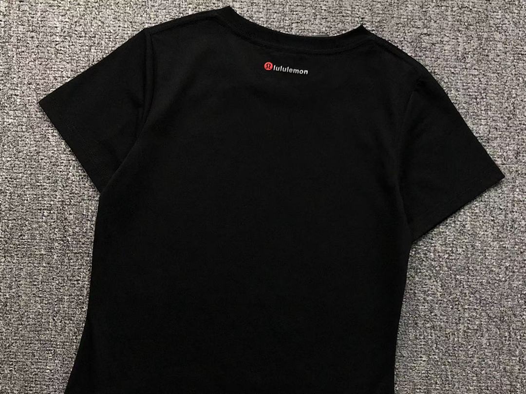 On Running 115 LULULEMON T-SHIRT FEMAIE - Image 17