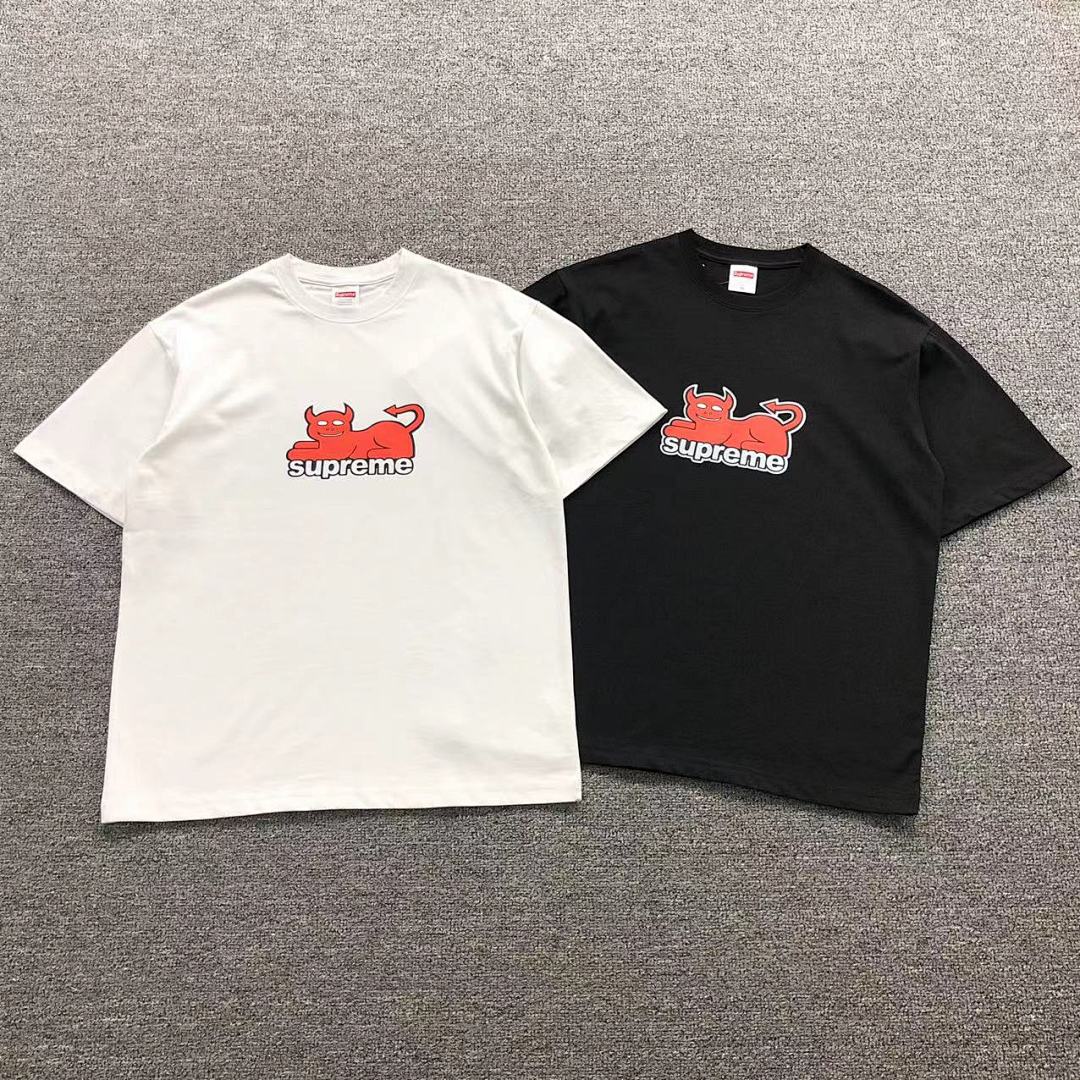 Supreme 88 S⭐⭐R⭐⭐E T-SHIRT 112071921 (Im 170Cm 57Kg I Wear Size M In The Phot)