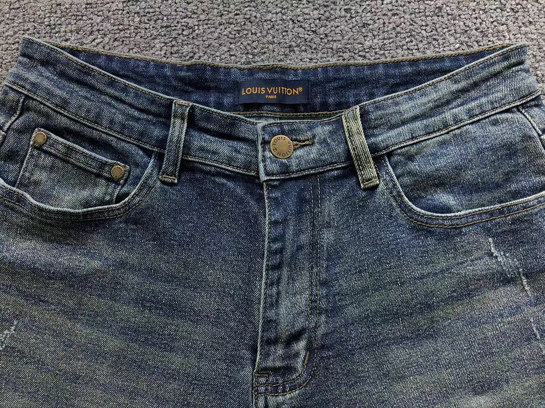 Louis Vuitton 195 L⭐ SHORTS 22061019125 (Im 170Cm 60Kg I Wear Size 31 In The Phot) - Image 17