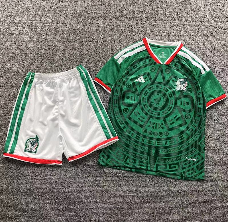 Chanel 75 FOOTBALL T-SHIRT SHORTS