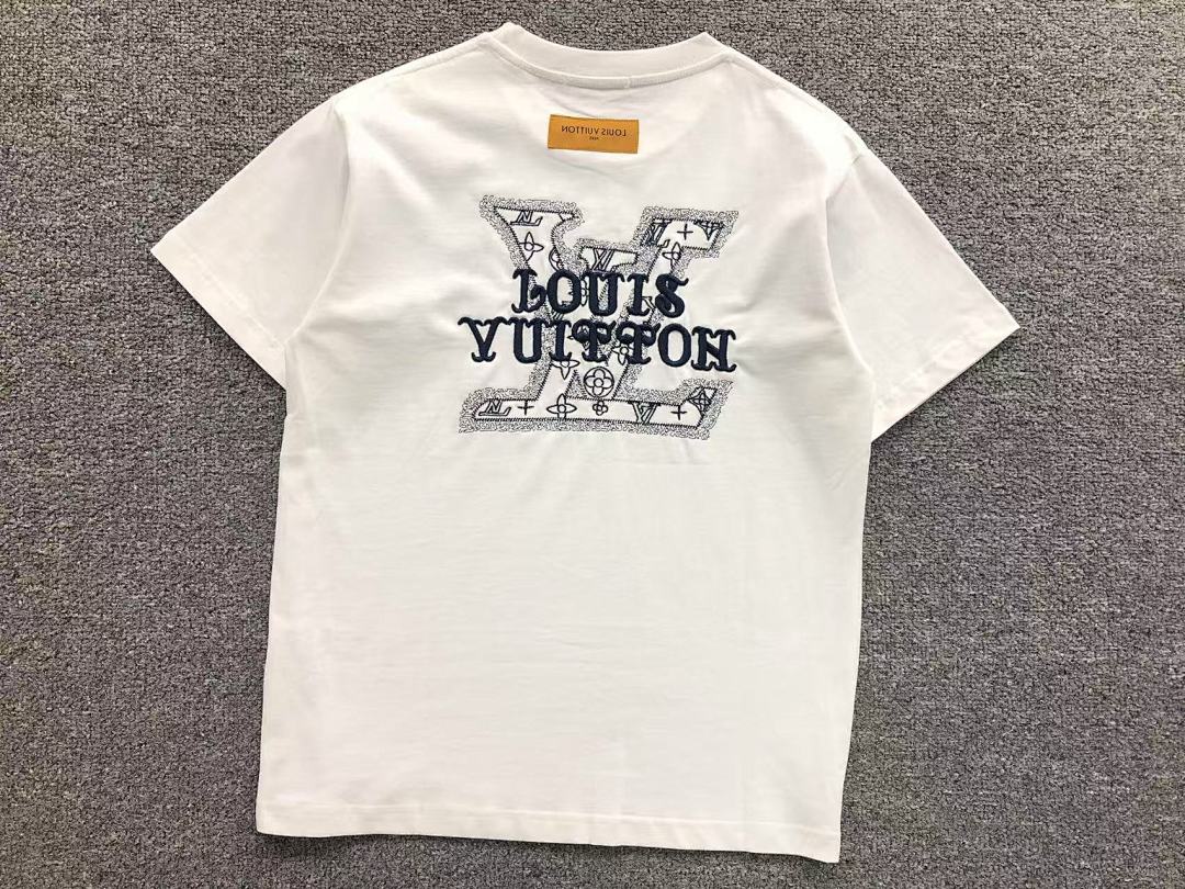 Louis Vuitton 118 L⭐ T-SHIRT 41062613126 (Im 170Cm 60Kg I Wear Size XS In The Phot) - Image 7