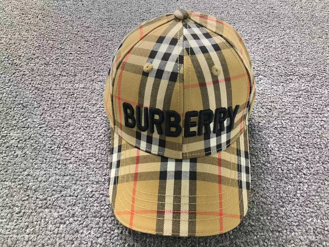 Burberry 85 B⭐R⭐E⭐RY - Image 2