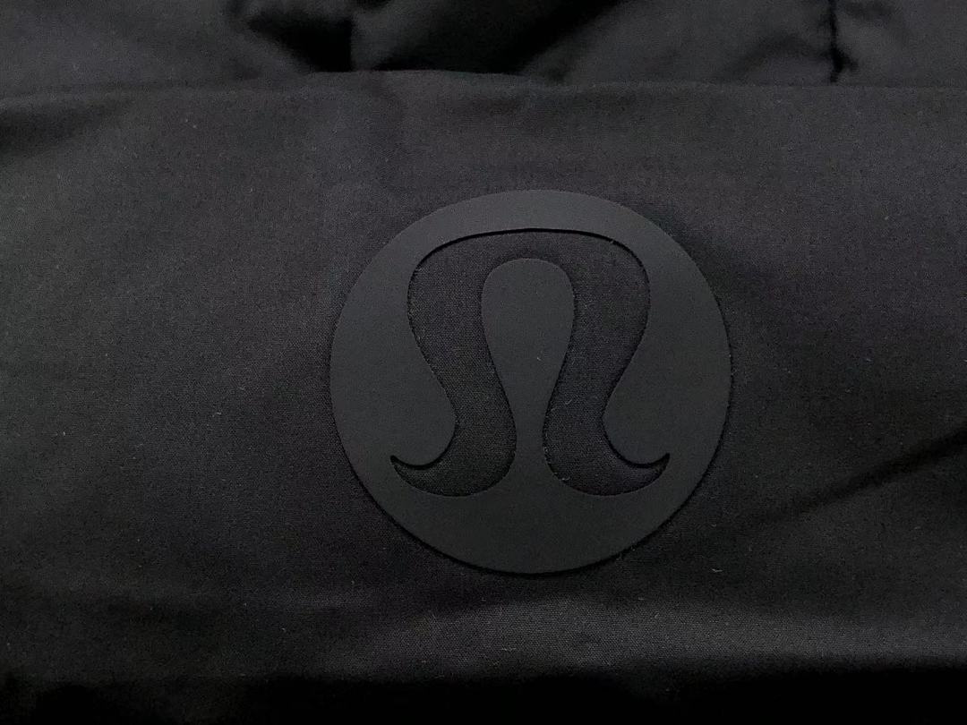 On Running 378 LULULEMON DOWN JACKETS FEMAIE - Image 8