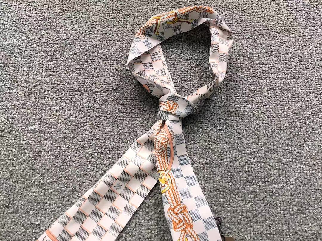 Louis Vuitton 68 L⭐ SCARF 5220710102 (Long 180CM* Wide 8CM*) - Image 4